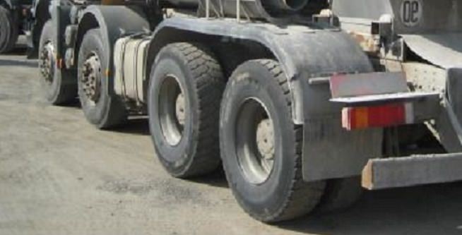 maquinaria de construccion camion hormigoneraIVECO Trakker 380 3 big 15041820342656516000 mini1