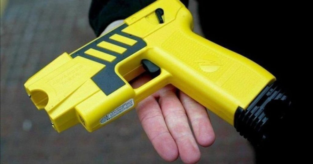 Un camionero encarcelado al encontrarle una pistola paralizante para protección personal 1 5eea40b6250000352deb3860
