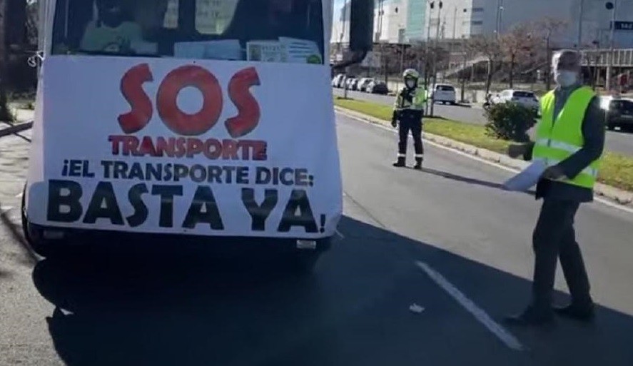 uno de los camiones que participan en la manifestacion youtube