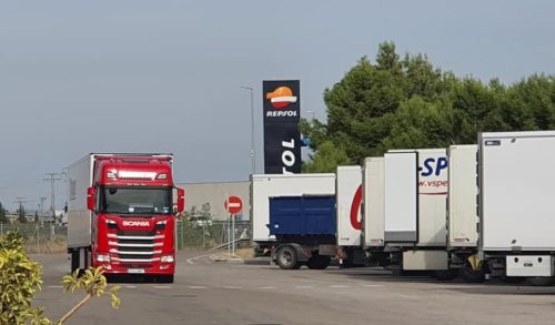 ¿Quién manejará los camiones en el futuro, si uno de cada dos camioneros tiene más de 50 años y uno de cada cinco tiene más de 60? 3 313441950 3444160235818465 8461517883247748604 n min