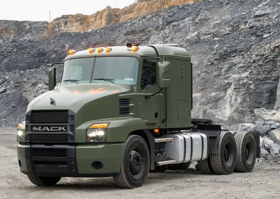Mack Defense showcases 60 Ton Line Haul truck at AUSA 2021