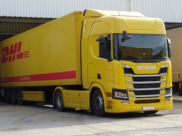 El camión “eléctrico” de Scania y DHL tiene un generador de gasolina, no es broma 2 45294937811 76f2f6153c b 1